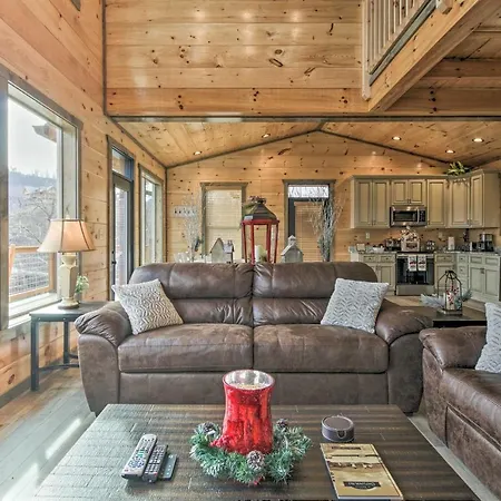 Smoky Mountain Hideaway With Hot Tub, Deck And Views! Villa Gatlinburg Exterior photo