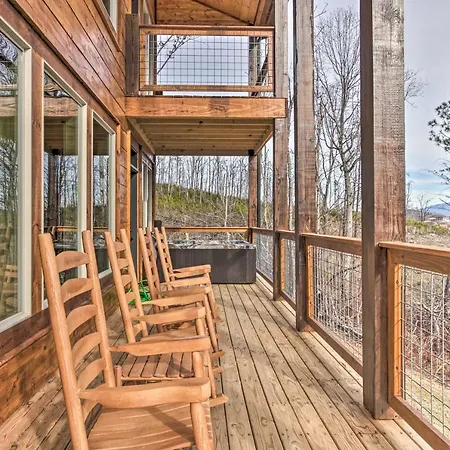 Smoky Mountain Hideaway With Hot Tub, Deck And Views! Villa Gatlinburg Exterior photo